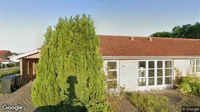 Andelsboliger til salg i Ringe - Foto fra Google Street View Andelsboliger til salg i Ringe - Foto fra Google Street View